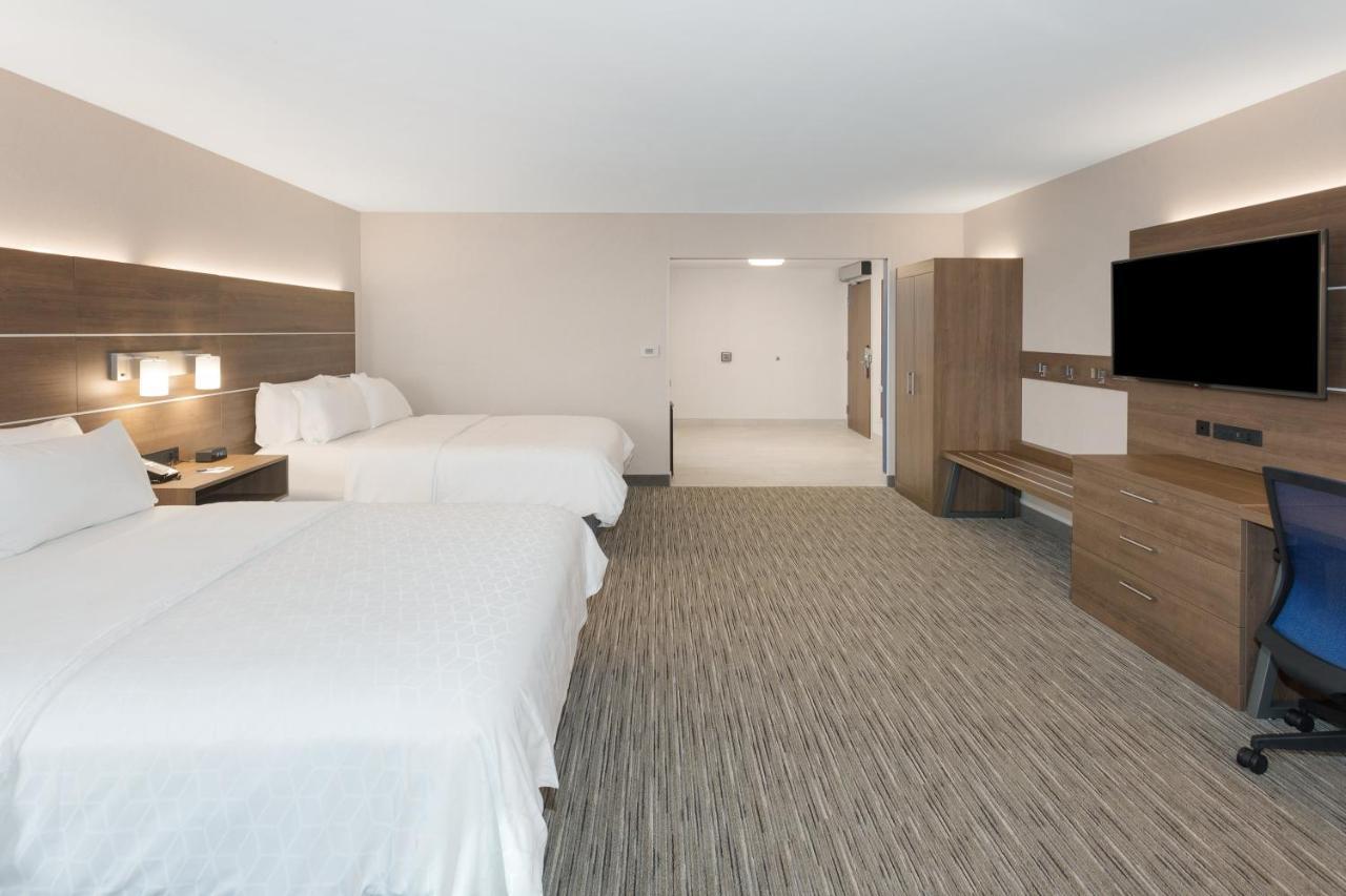 Holiday Inn Express Hotel & Suites Ottawa Airport By Ihg Zewnętrze zdjęcie