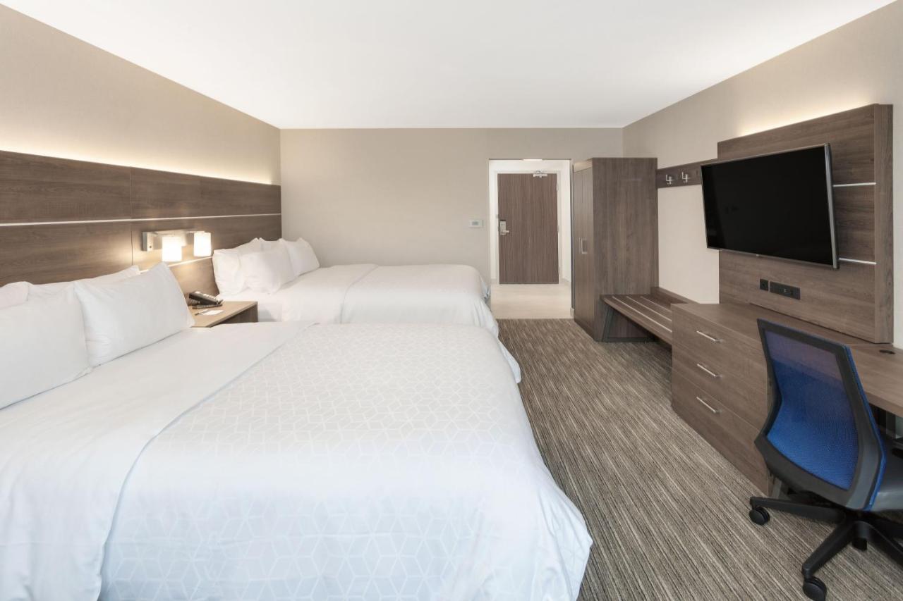 Holiday Inn Express Hotel & Suites Ottawa Airport By Ihg Zewnętrze zdjęcie